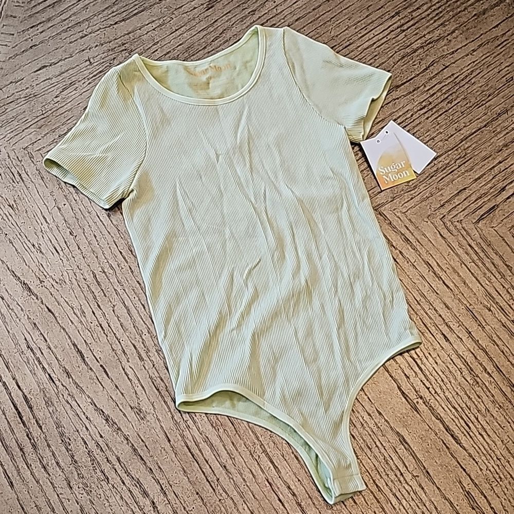 Lime green ribbed bodysuit size S/M NWT